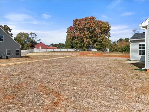 101 Vine Maple Ct, King, NC 27021 photo 36