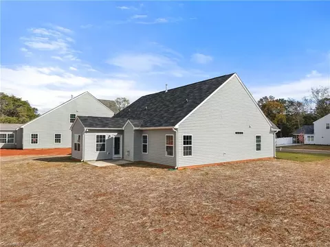 101 Vine Maple Ct, King, NC 27021 photo 34
