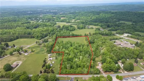270 Dan Valley Rd, Mayodan, NC 27027