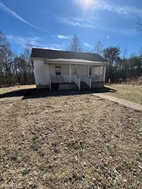 230 Roosevelt St, Eden, NC 27288