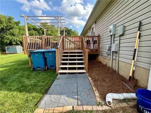 214 Fork Bixby Rd, Advance, NC 27006 photo 24