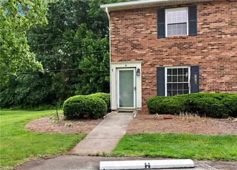 2325 Bay Meadows Ct #H, Winston Salem, NC 27103