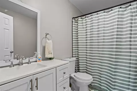 1605 Guyer St, High Point, NC 27265 photo 27