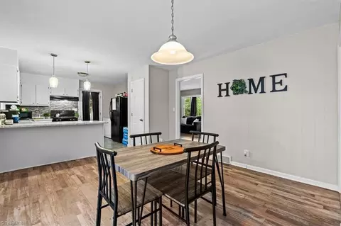 1605 Guyer St, High Point, NC 27265 photo 12