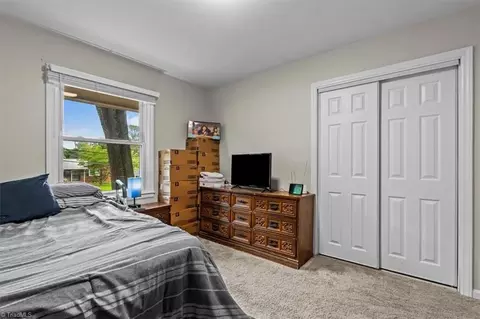 1605 Guyer St, High Point, NC 27265 photo 29