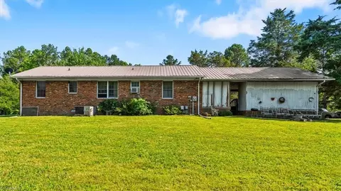 6330 Kennedy Rd, Trinity, NC 27370 photo 13