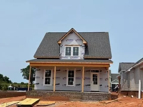 817 Eucalyptus Ct, Winston Salem, NC 27106