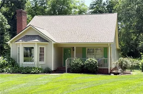 3300 Green Needle Dr, Greensboro, NC 27405