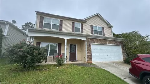 3858 Robbins Brook Dr, Winston Salem, NC 27107
