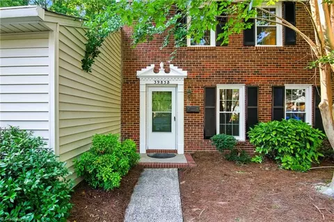 3985 Valley Ct #B, Winston Salem, NC 27106