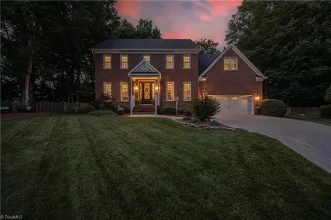 4919 Setter Ct, Jamestown, NC 27282