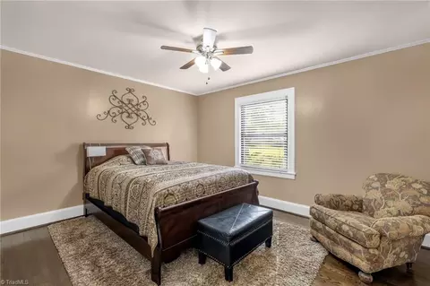 Bedroom - 900 Friendly Rd, Eden, NC 27288 photo 4 of 5
