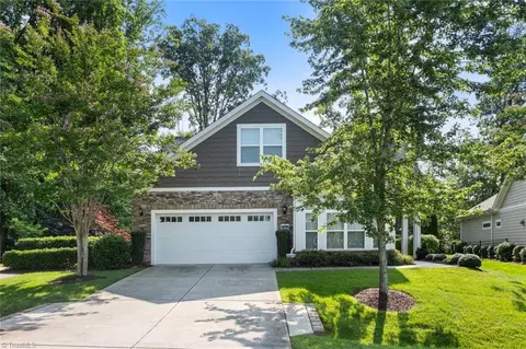 5905 Knowledge Dr, Clemmons, NC 27012