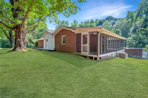 253 Stickney Rd, Winston Salem, NC 27107