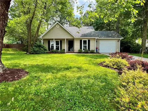 4003 Honey Locust Ct, Greensboro, NC 27410