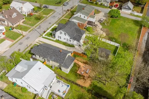 View/Area - 808 Carrick St, High Point, NC 27262 photo 1 of 6