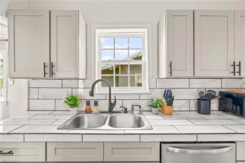 Kitchen - 808 Carrick St, High Point, NC 27262 photo 2 of 5