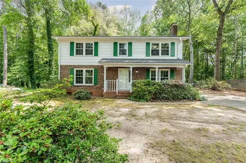 1 Red Fern Ct, Greensboro, NC 27455