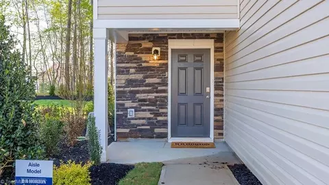 109 Linden Dr, Thomasville, NC 27360