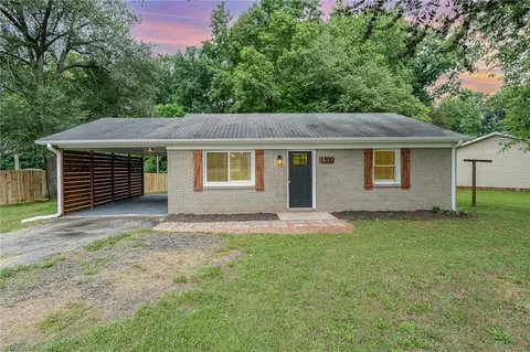 1500 Ballymena Dr, Reidsville, NC 27320