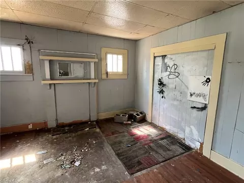 705 Commerce Ave, High Point, NC 27260 photo 2