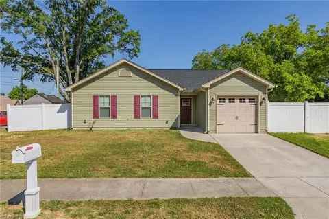 115 Nelson St, Kernersville, NC 27284