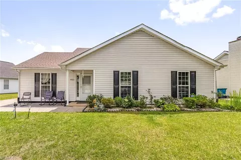 4403 Pleasant Valley Rd, Greensboro, NC 27406