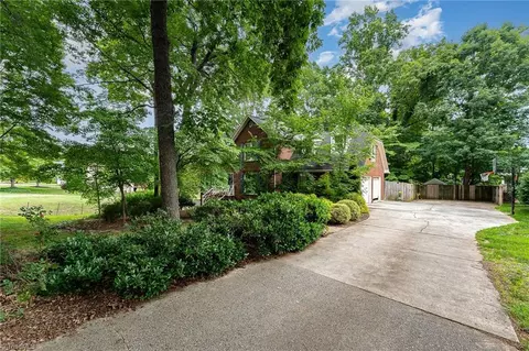 Exterior - 3016 Havasu Way, High Point, NC 27265 photo 1 of 9