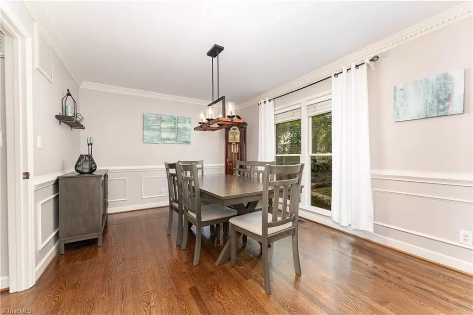 Dining - 3016 Havasu Way, High Point, NC 27265 photo 2 of 4