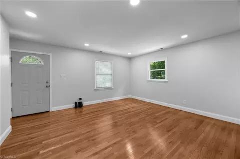214 Cassell St, Winston Salem, NC 27127
