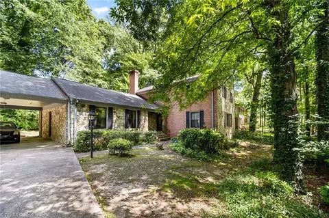 1204 Hobbs Rd, Greensboro, NC 27410