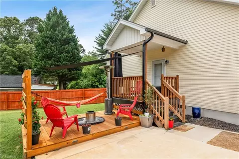 301 Valley Dr, High Point, NC 27260 photo 33