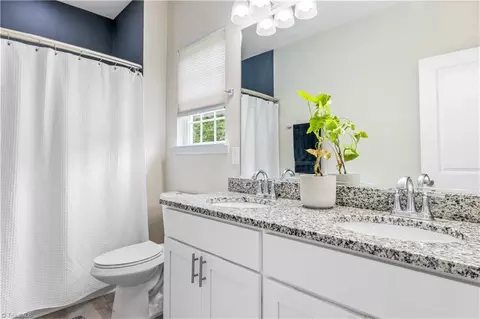 301 Valley Dr, High Point, NC 27260 photo 23