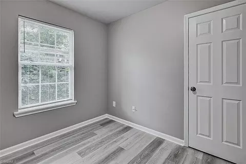 213 Paramount St, High Point, NC 27260 photo 20