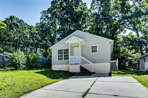 213 Paramount St, High Point, NC 27260 photo 3