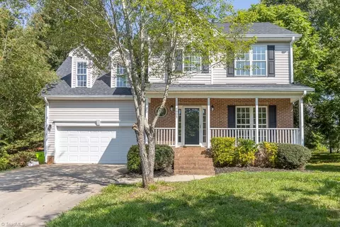 7905 Cress Ct, Oak Ridge, NC 27310