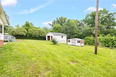 159 Lauten Loop, Madison, NC 27025 photo 29