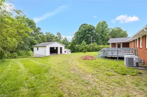 159 Lauten Loop, Madison, NC 27025 photo 33