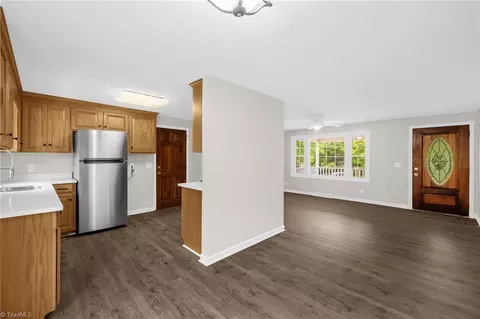 159 Lauten Loop, Madison, NC 27025 photo 10