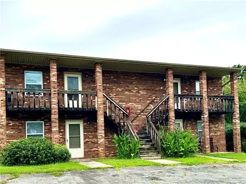 3951 3955 3960 3981 Bradford Ct, Winston Salem, NC 27106