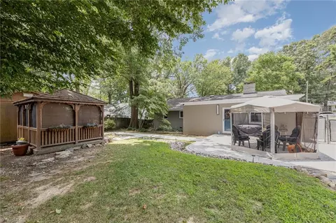 Exterior - 504 Florham Dr, High Point, NC 27262 photo 9 of 10