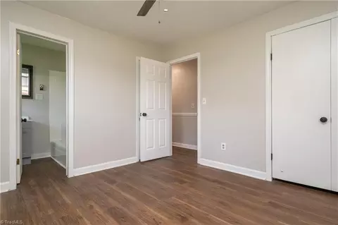 Bedroom - 4362 Parsonsville Rd, Purlear, NC 28665 photo 4 of 5