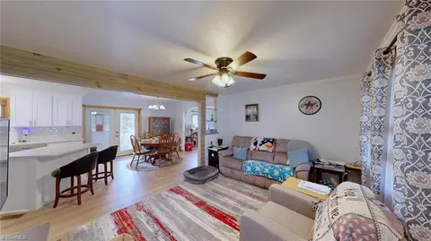 Entry Way - 115 Elaine St, Trinity, NC 27370 photo 2 of 3