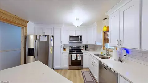 Kitchen - 115 Elaine St, Trinity, NC 27370 photo 2 of 4