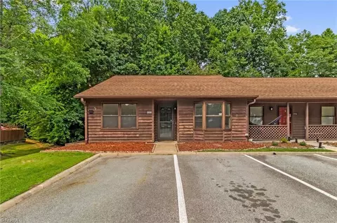 3114 Rockingham Rd, High Point, NC 27265