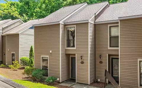 223 Village Ln #A, Greensboro, NC 27409