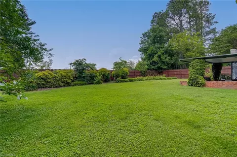 Exterior - 509 Florham Dr, High Point, NC 27262 photo 6 of 10