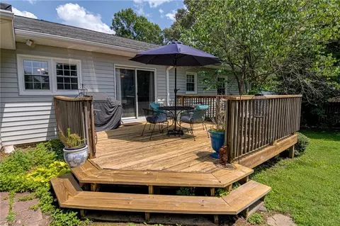 Exterior - 509 Florham Dr, High Point, NC 27262 photo 3 of 10