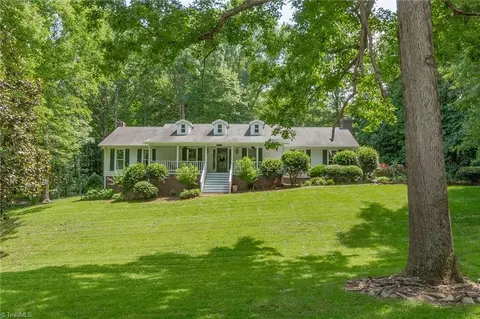 250 Oakmont Ter, Lexington, NC 27295