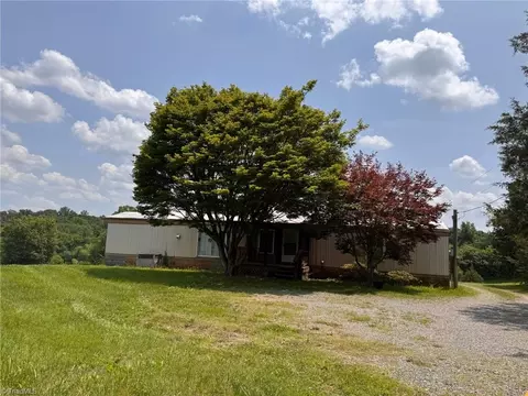 124 Great Pilot Ln, Pinnacle, NC 27043 photo 10